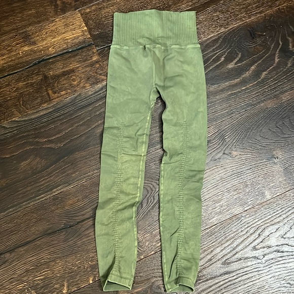 2pc FP Movement Good Karma Legging & Crop Tank Set - Secret Moss - Picture 10 of 10